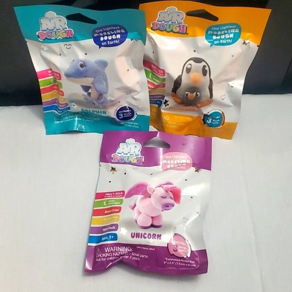Air Dough- Set of 3 (Unicorn,Penguin, Dolphin) - Picture 1 of 4